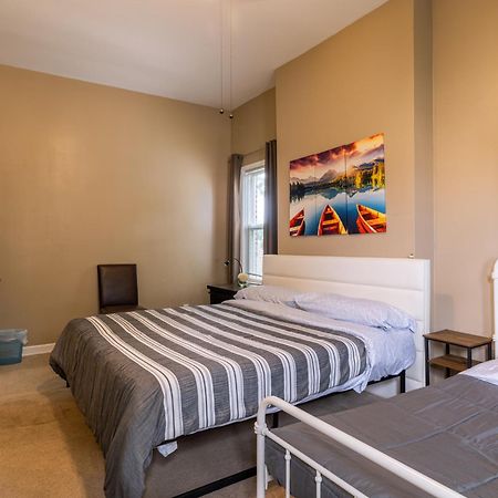 Spacious Row Home Next Transit Near Downtown W Parking Chicago Luaran gambar