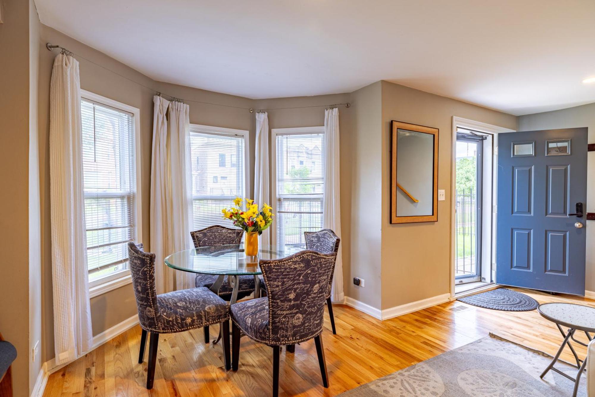 Spacious Row Home Next Transit Near Downtown W Parking Chicago Luaran gambar