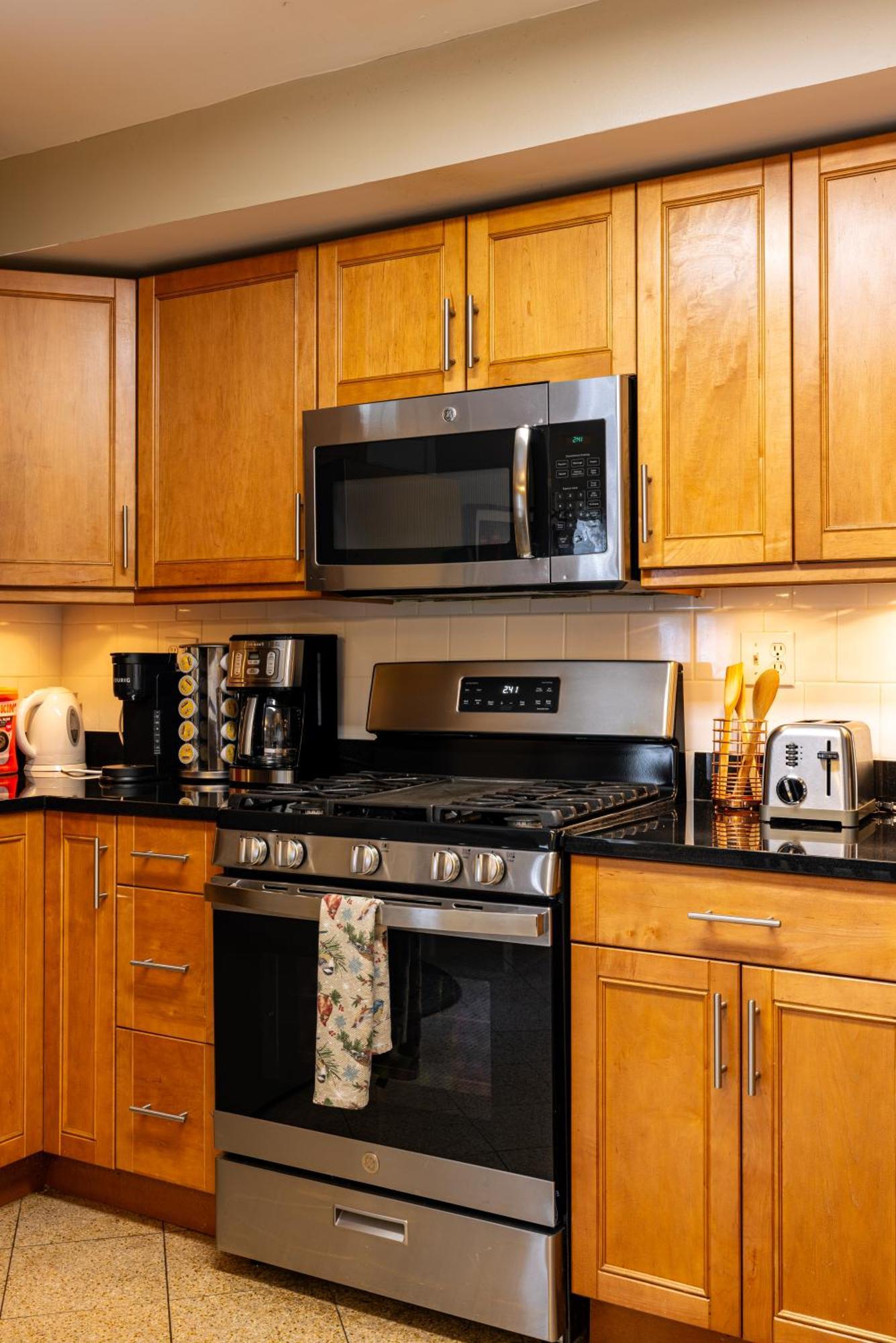Spacious Row Home Next Transit Near Downtown W Parking Chicago Luaran gambar